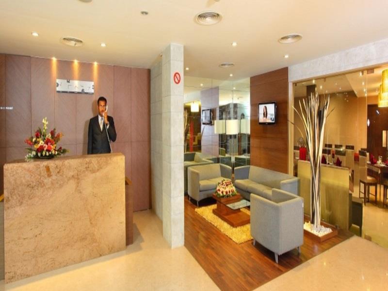 Hotel Park Residency Adoor Adur Exterior foto
